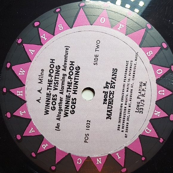 Vintage Maurice Evans Reads Winnie-the-Pooh Vinyl - Picture 6 of 6